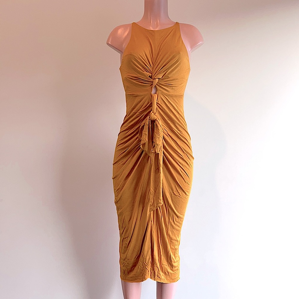 Mustard Seed Mustard Yellow Twist-Front Ruched Midi Dress
